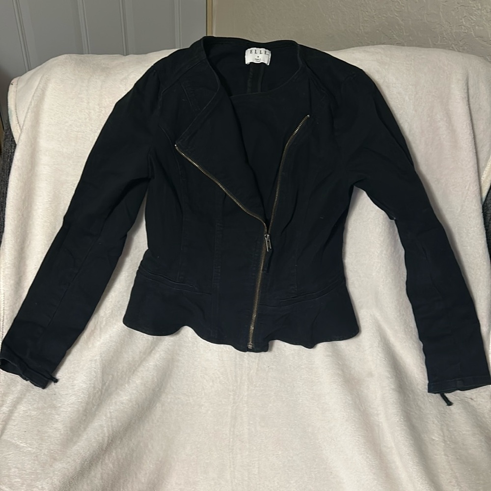 ELLE black jean zip up jacket size medium with zipper sleeves and ruffle back